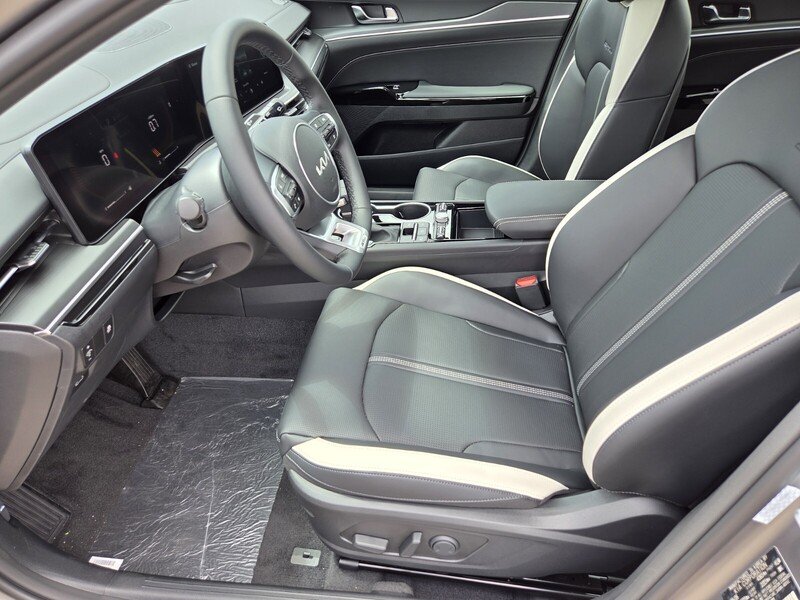 New 2026 Steel Matte Gray Kia GT-Line FWD image 6