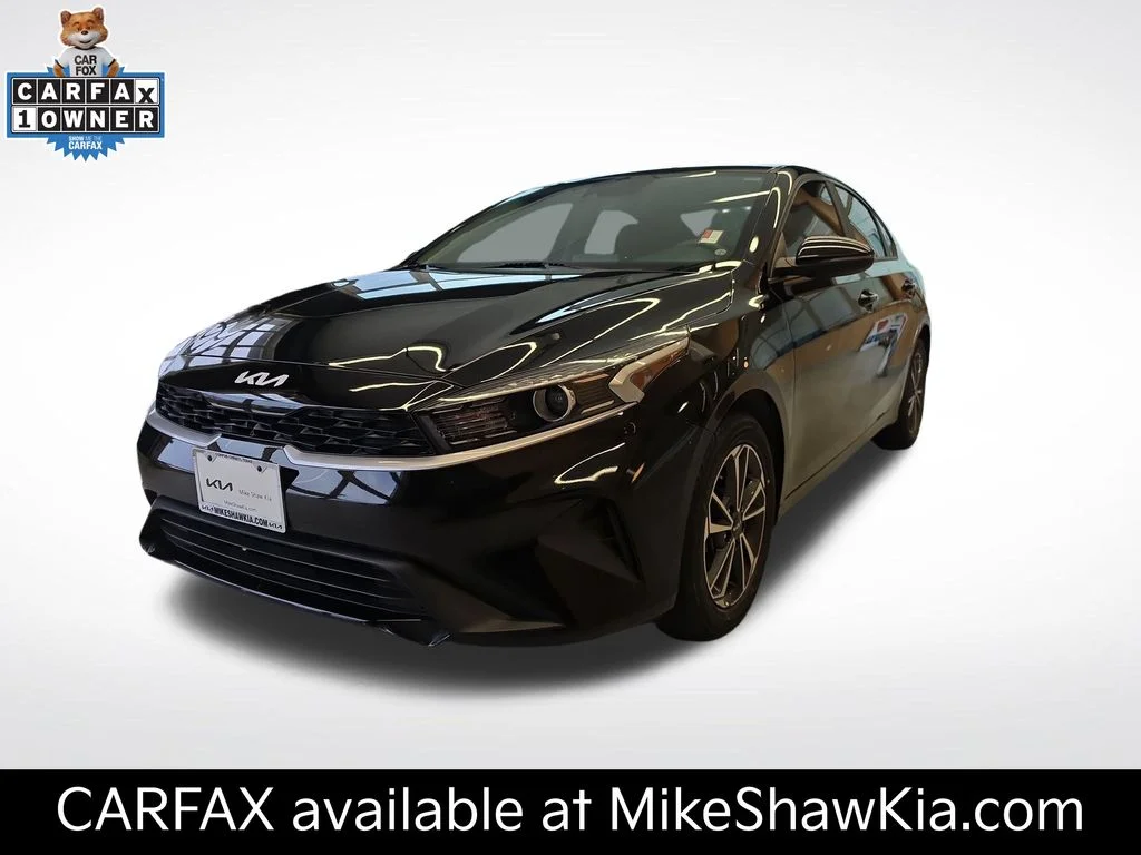 2023 Kia Forte LXS AT's photo