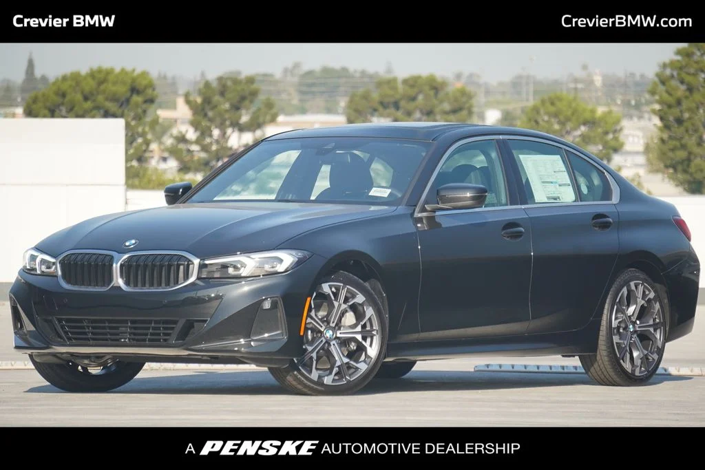 2025 BMW 3 Series 330i Sedan's photo