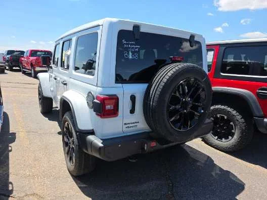 Used 2025 Bright White Clearcoat Jeep Sahara image 4