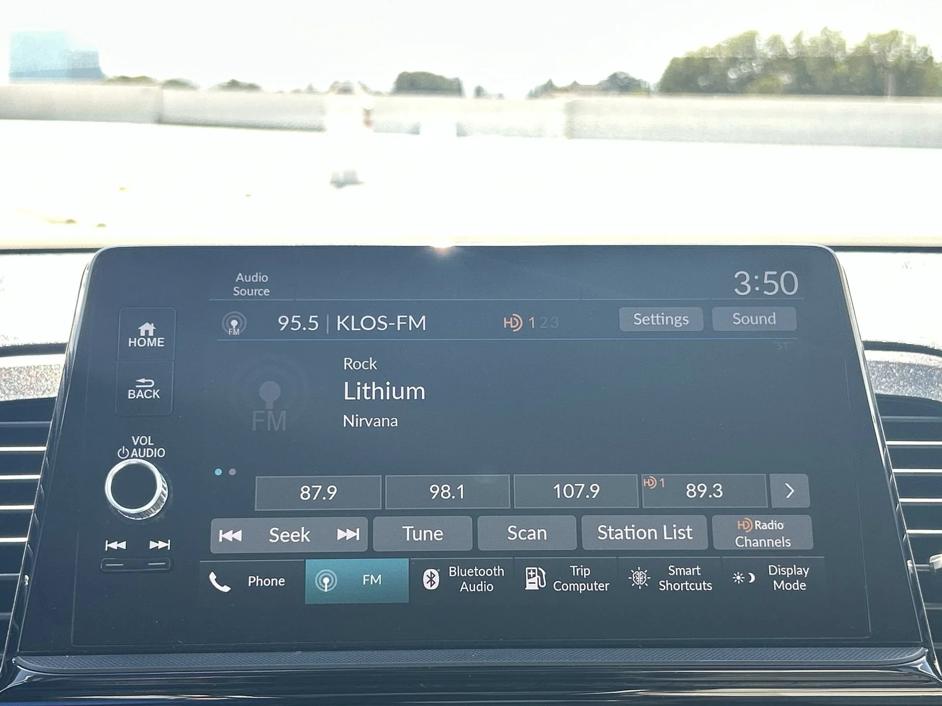 2025 Honda Odyssey EX-L - Photo 39