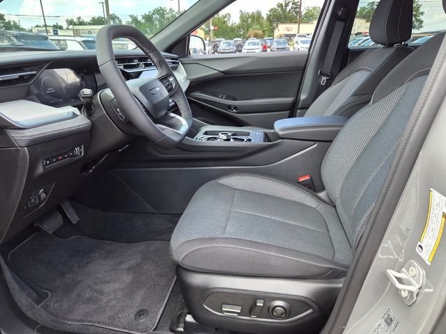 New 2026 Sting-Gray Clear-Coat Exterior Paint Jeep Laredo image 5