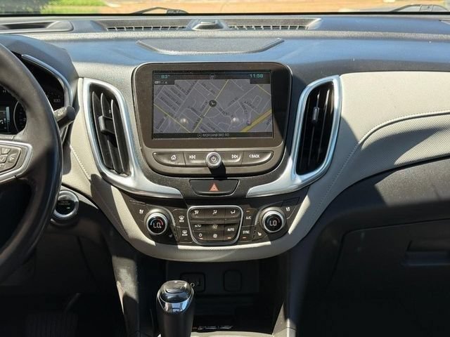 Used 2018 SUMMIT WHITE Chevrolet Premier image 13