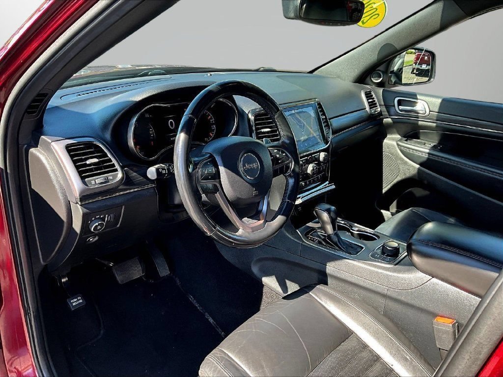 Used 2020 Red Jeep Limited X image 19