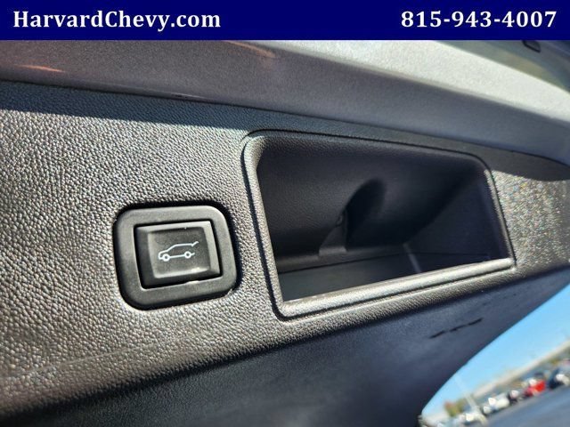 2024 GMC Terrain SLT - Photo 32