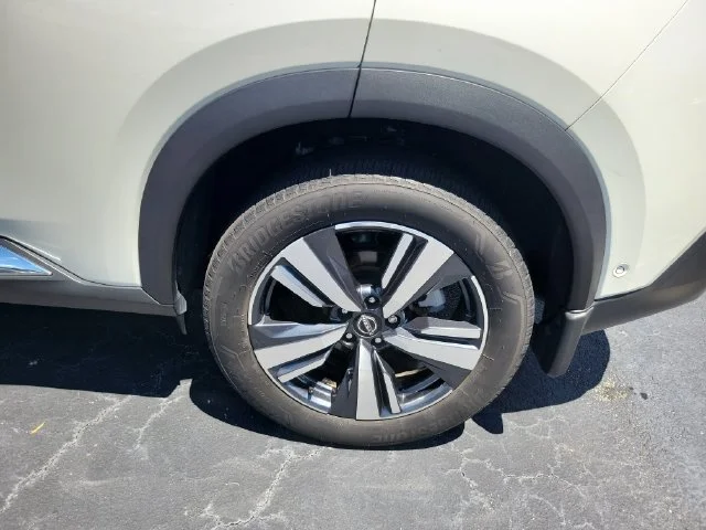 Certified Used 2023 White Nissan SL image 8