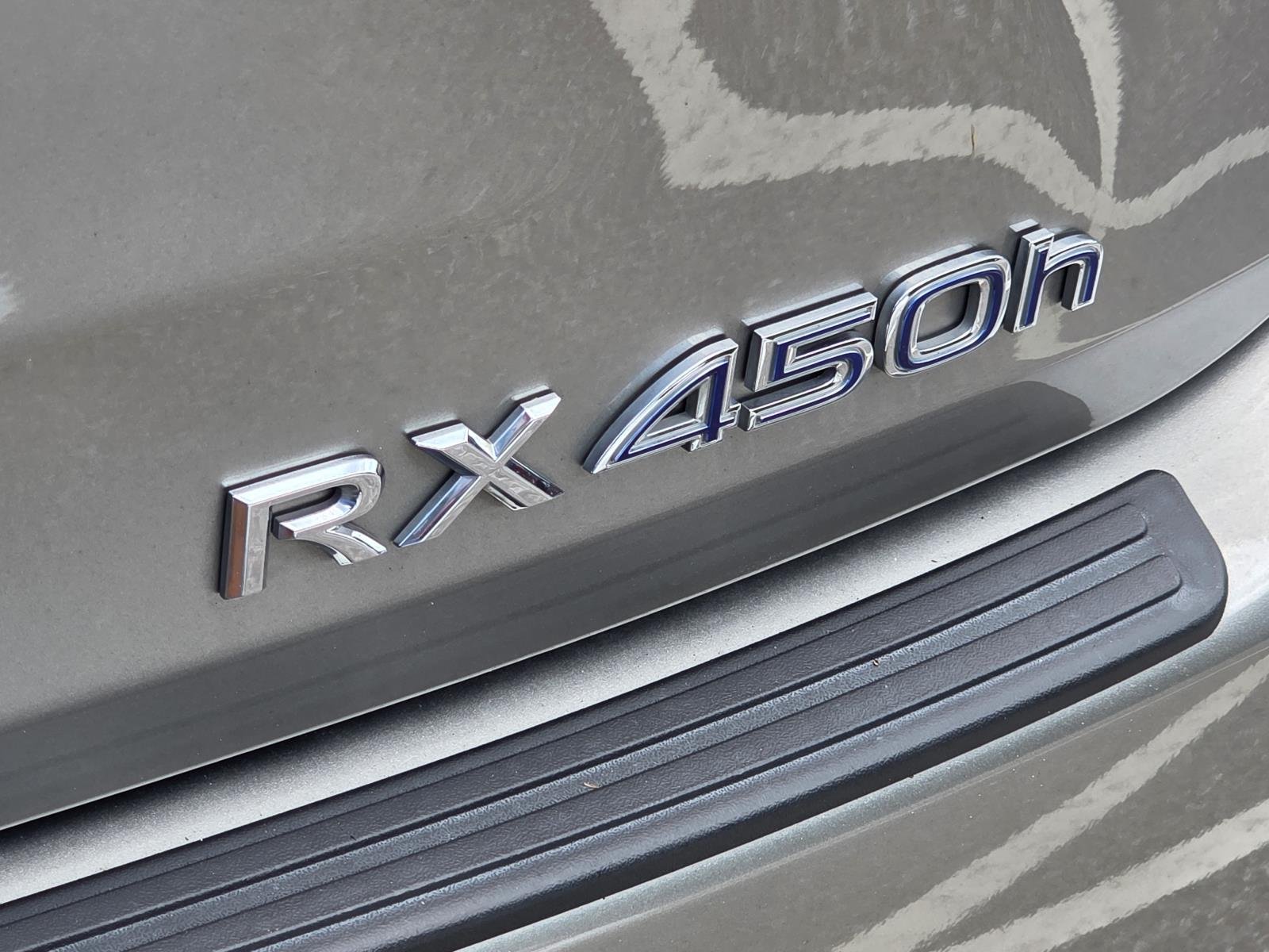 Used 2020 Silver Lexus 450h image 16