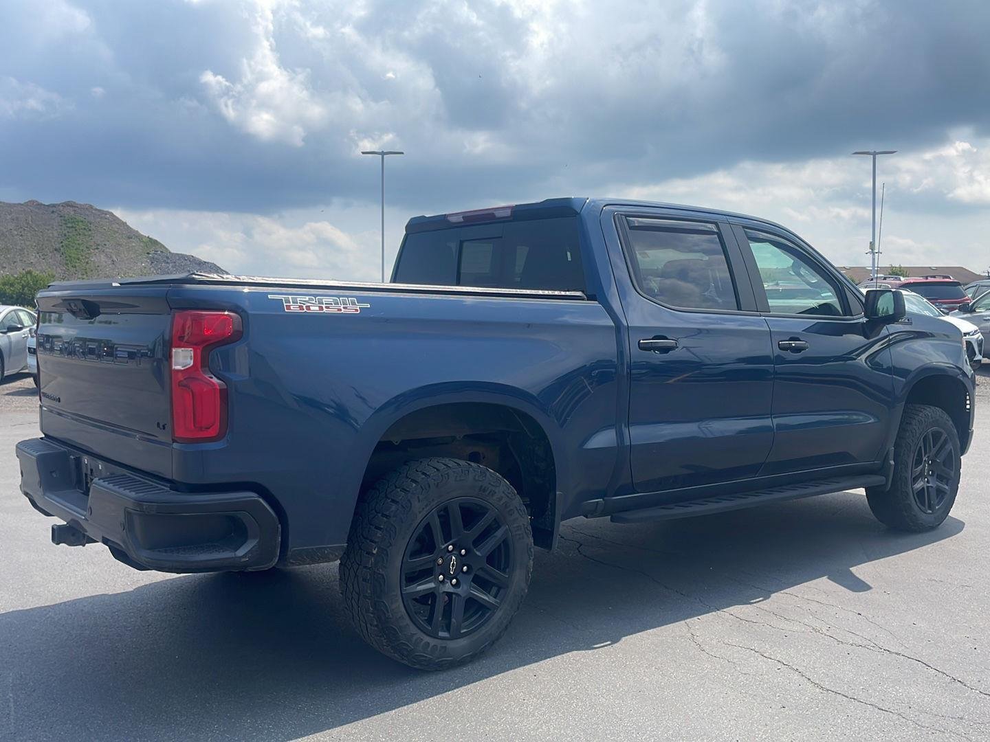 Used 2022 Northsky Blue Metallic Chevrolet LT Trail Boss image 9