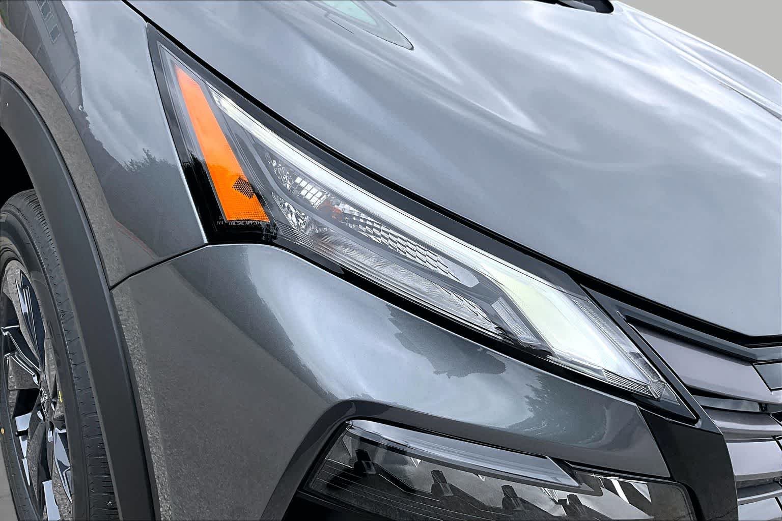 New 2026 Gun Metallic Nissan SV image 18