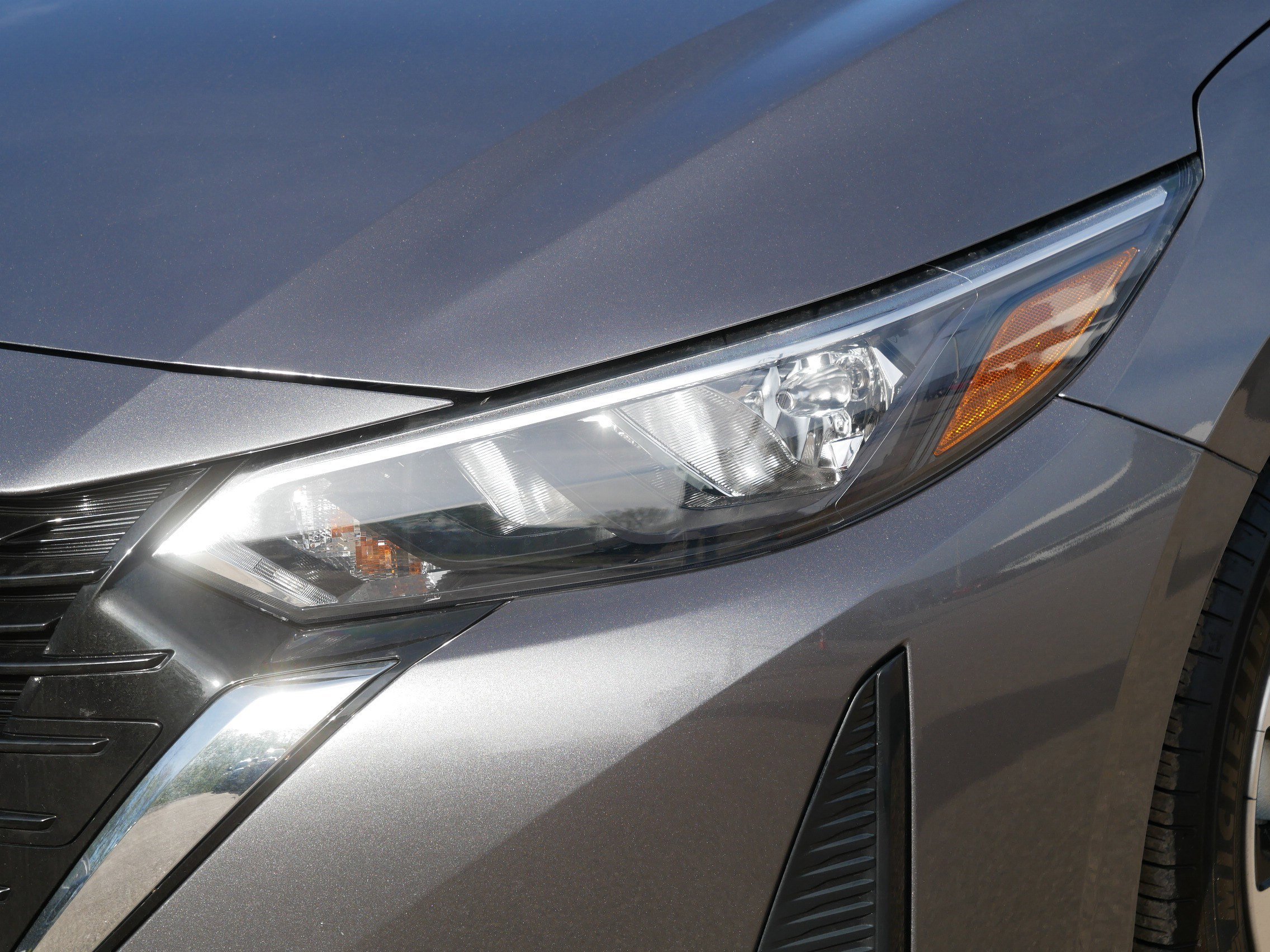 Used 2025 Gun Metallic Nissan SV image 16