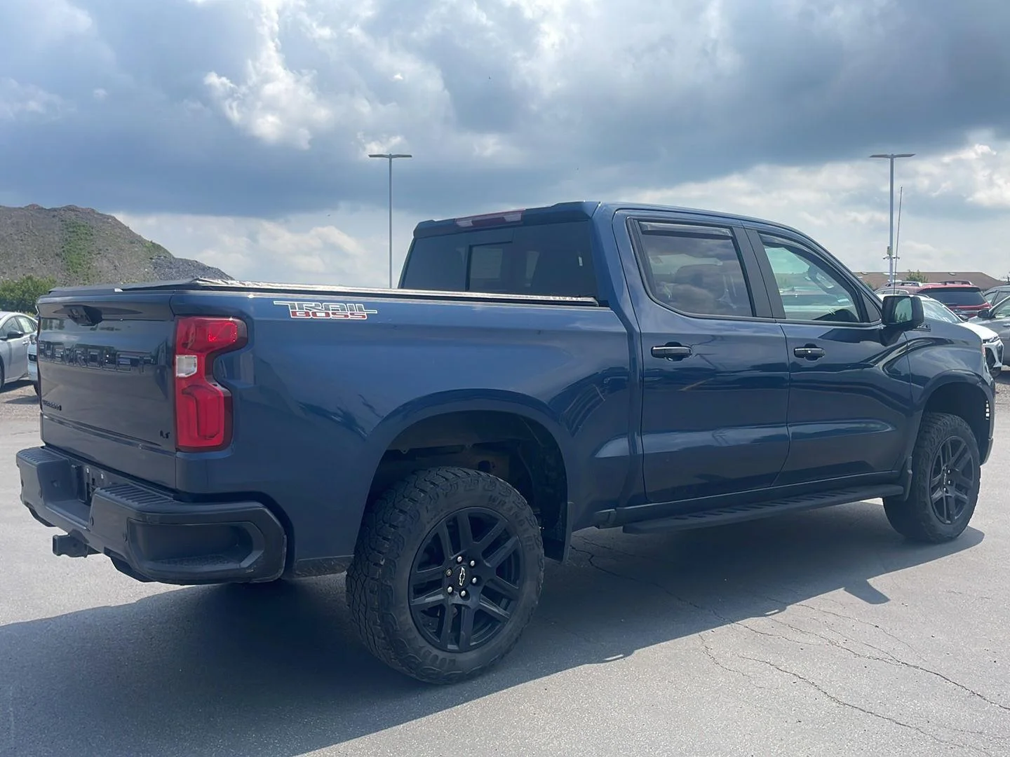 Used 2022 Northsky Blue Metallic Chevrolet LT Trail Boss image 9