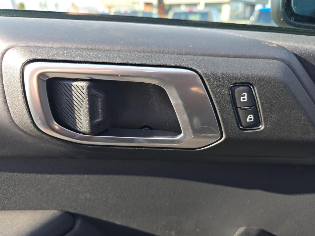 New 2025 Carbonized Gray Metallic Ford Badlands® image 19