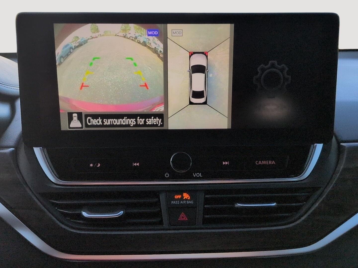 Used 2025 Scarlet Ember Nissan SL image 6