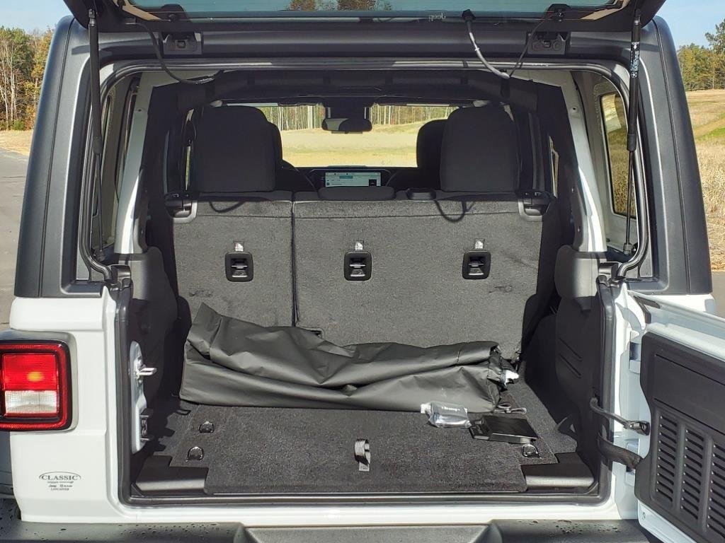 Used 2025 Bright White Clearcoat Jeep Sport S image 22