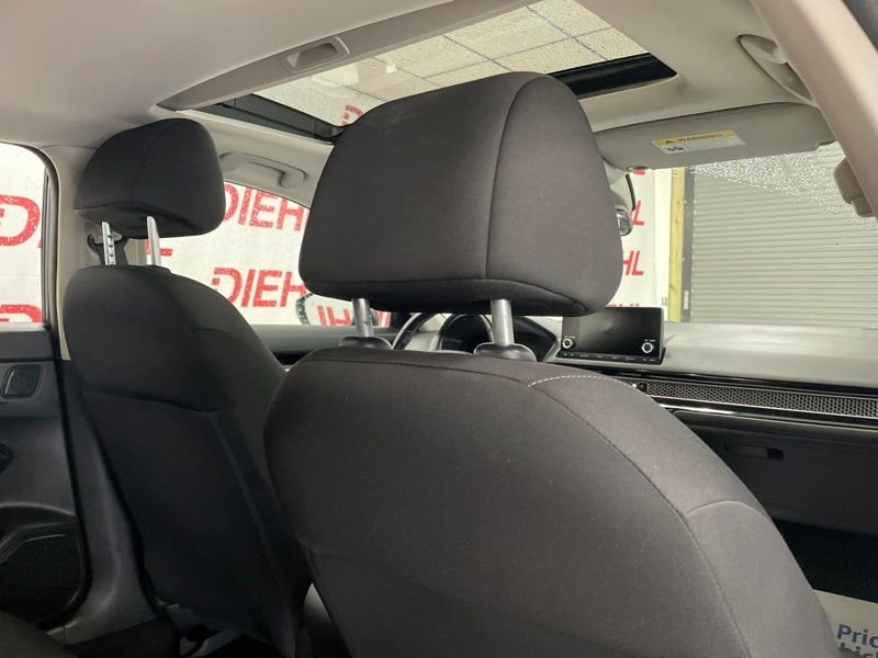 Used 2024  Honda EX image 11