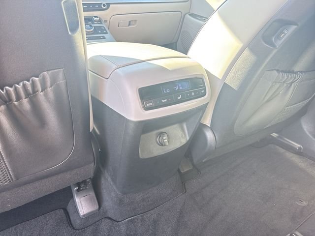 Used 2023 Black Hyundai SEL image 20