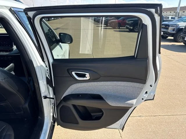 2024 Jeep Compass Latitude - Photo 13
