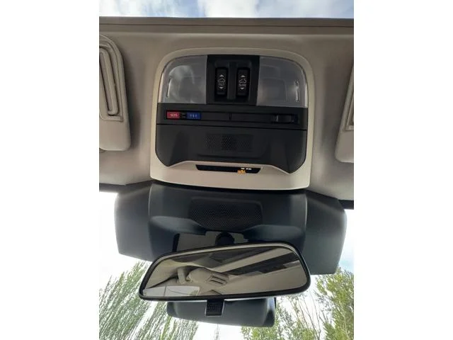 New 2026 MAGNETITE GRAY PEARL Subaru Premium image 23