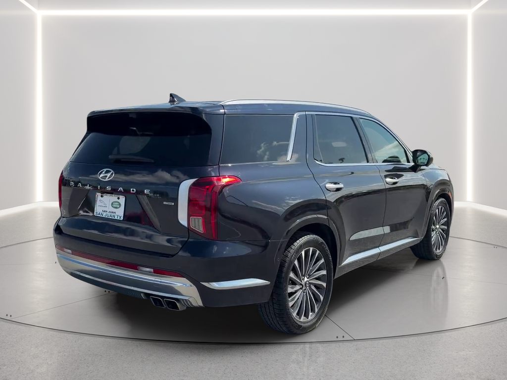 Used 2024 White Hyundai Calligraphy image 5