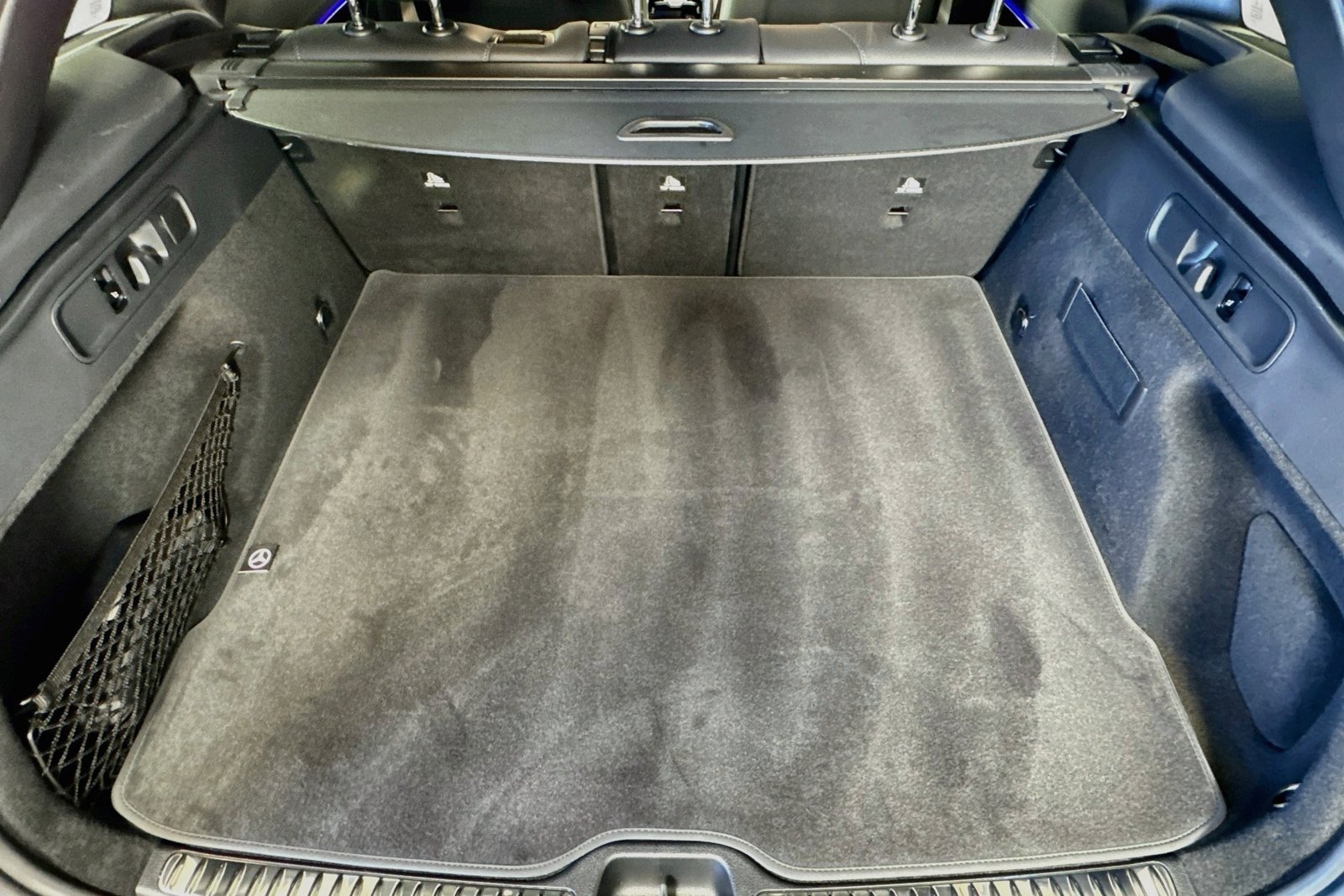 Certified Used 2026 Black Mercedes-Benz GLC 300 image 24