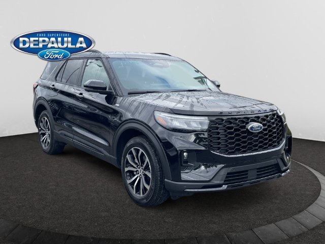 Used 2026 Black Metallic Ford ST-Line image 9