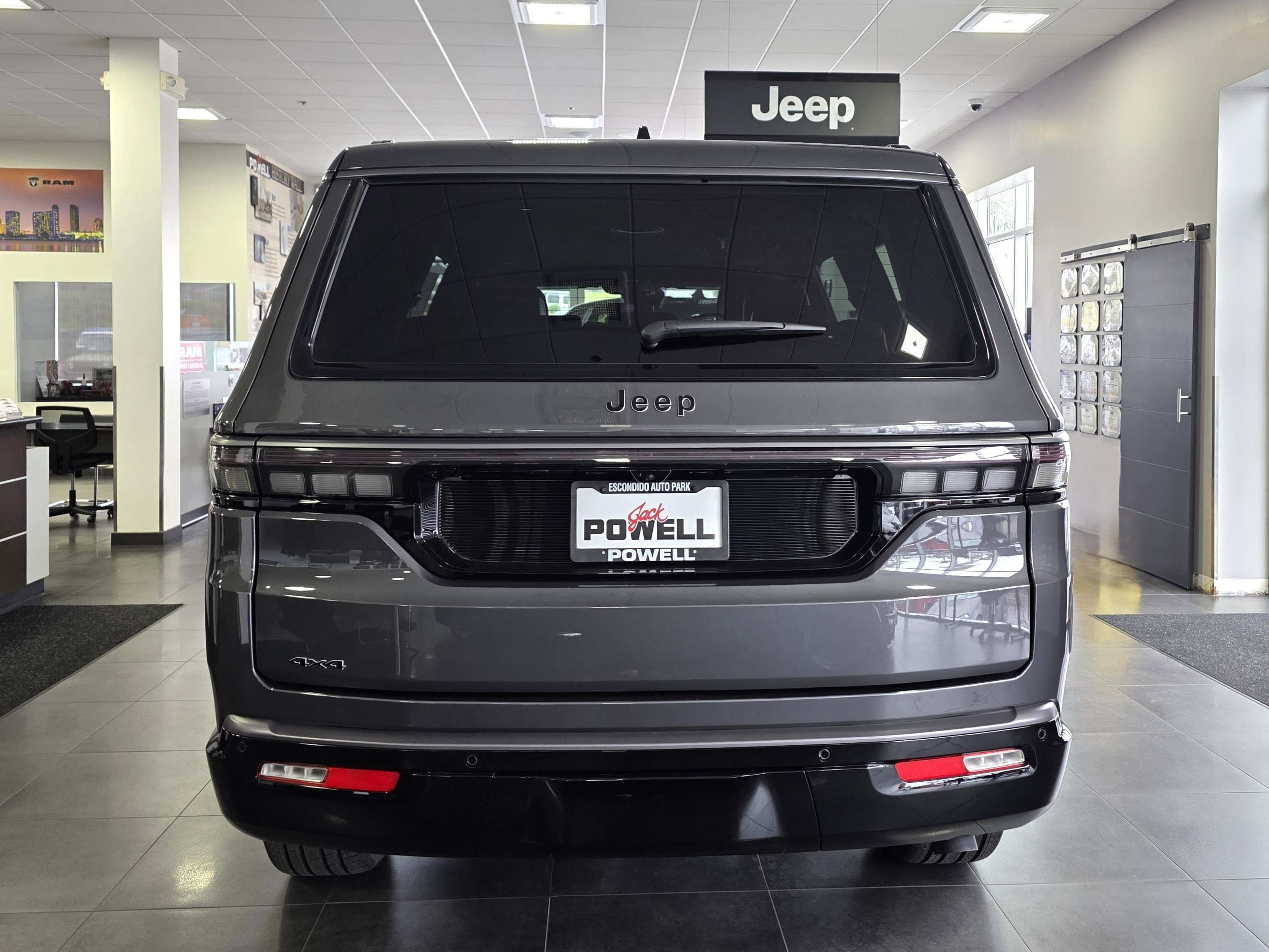 2026 Jeep Grand Wagoneer Summit Obsidian