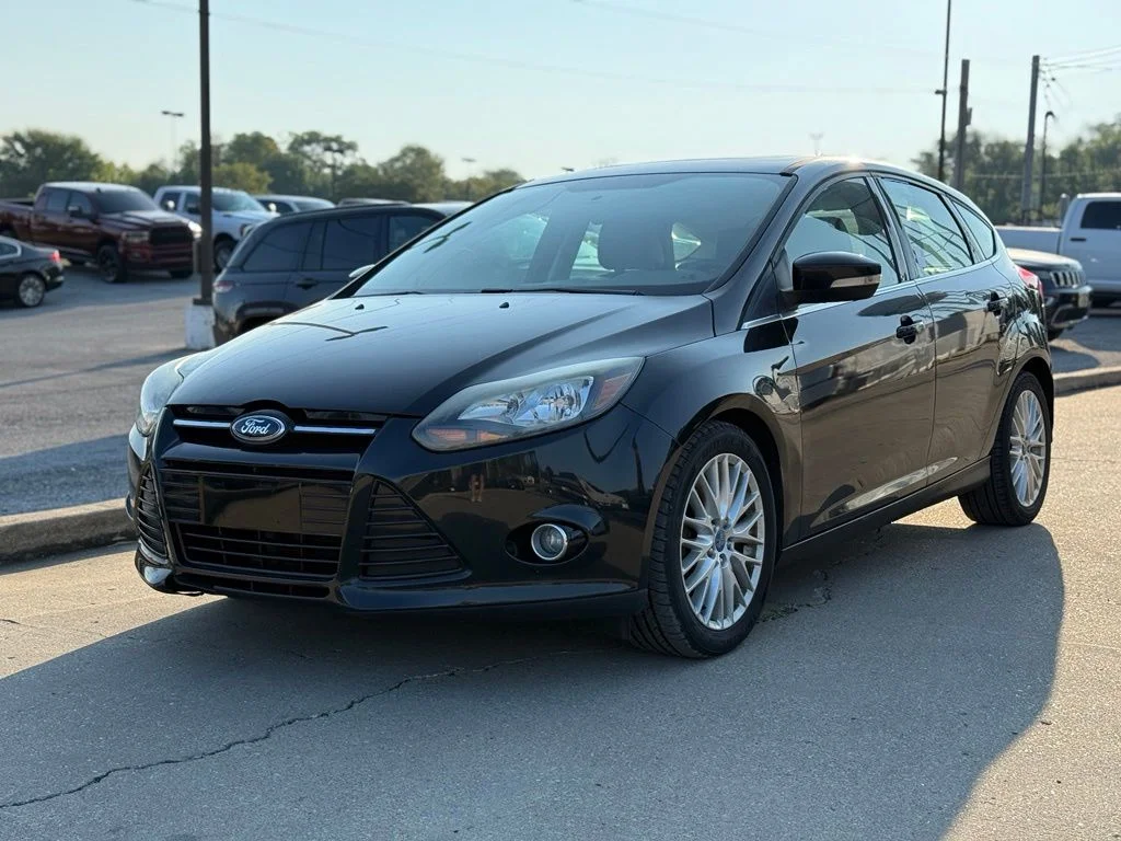 Used 2013 Ford Focus Titanium with VIN 1FADP3N22DL199717 for sale in Crestwood, KY