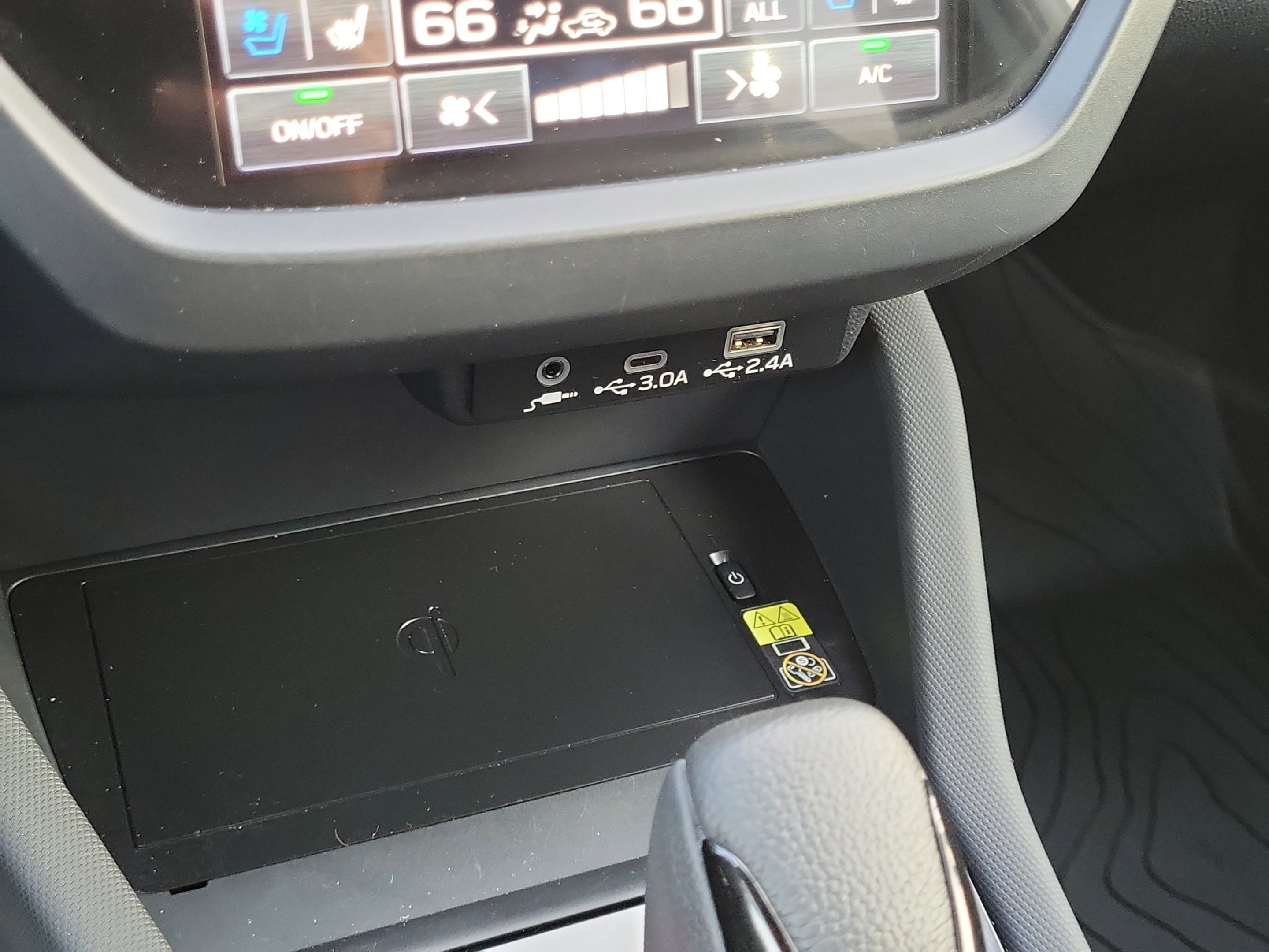 Used 2025 River Rock Pearl Subaru Touring image 19