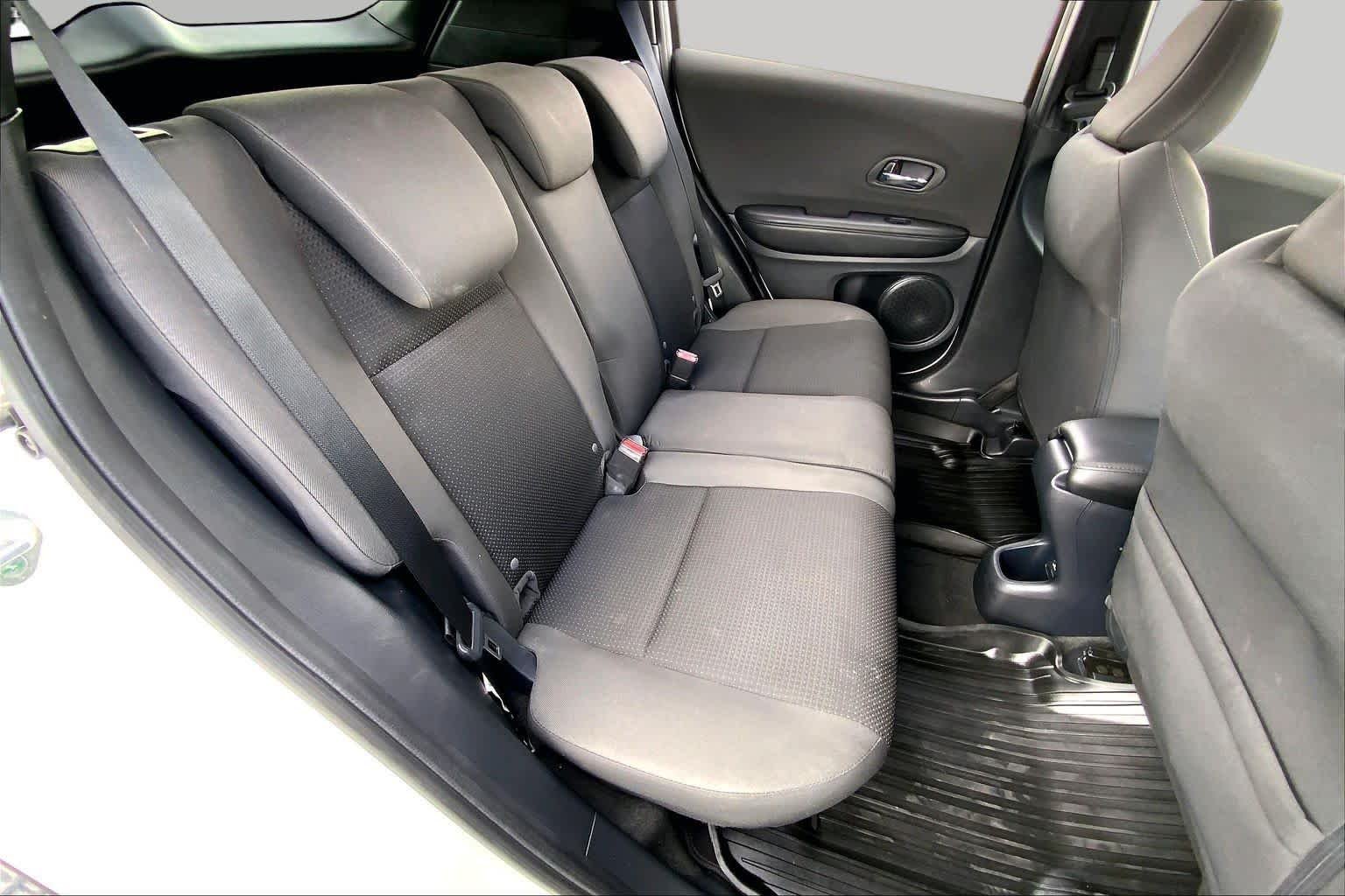 Used 2022 Platinum White Pearl Honda Sport image 19