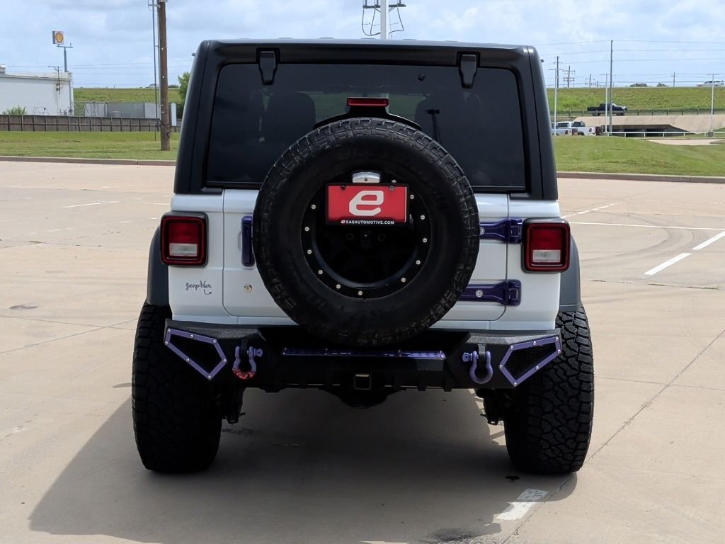 Used 2020 White Jeep Unlimited Sport S image 8