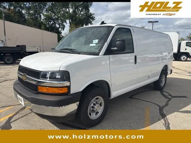 2025 Chevrolet Express Cargo
