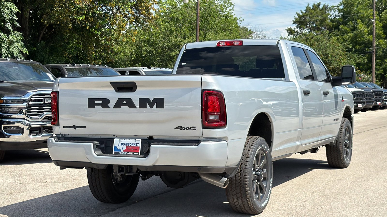 New 2026 Silver-Zynith Exterior Paint RAM Lone Star image 5