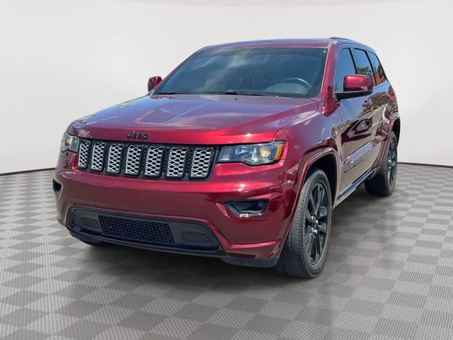 2021 Jeep Grand Cherokee Laredo X's photo