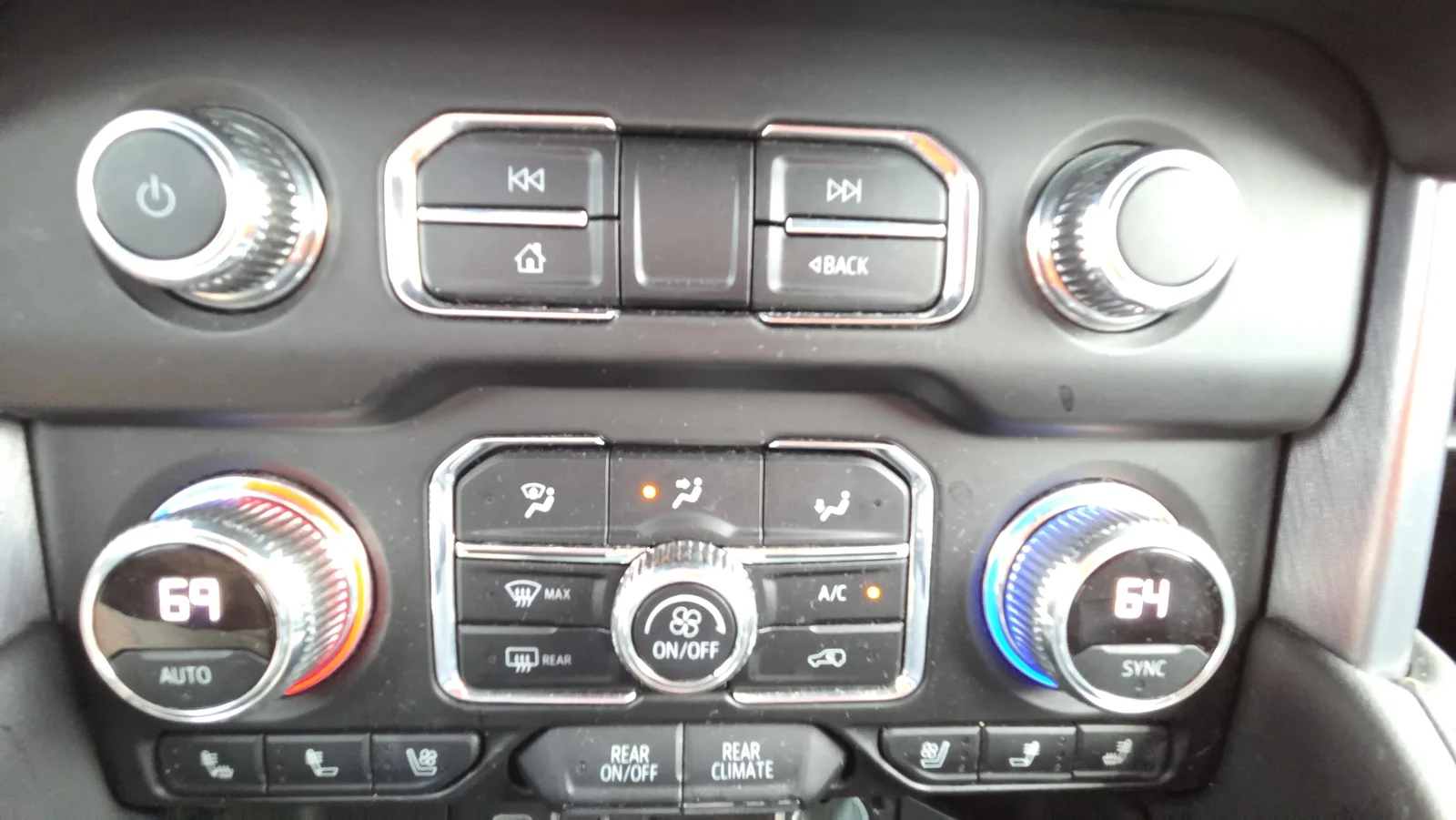 Used 2021 Blue GMC SLT image 27