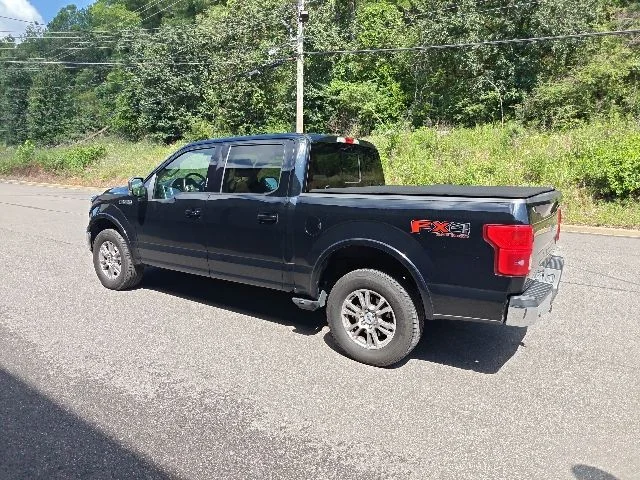 Used 2018 Shadow Black Ford Lariat image 5