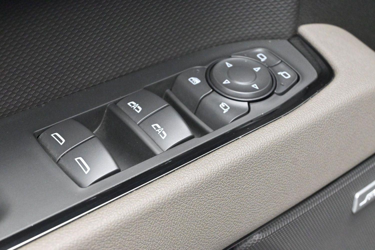 Used 2025 Slate Gray Metallic Chevrolet ZR2 image 12