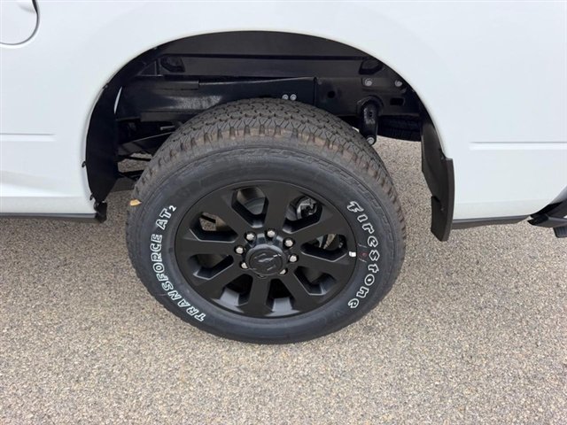 New 2027 Bright White Clear-Coat Exterior Paint RAM Laramie image 7