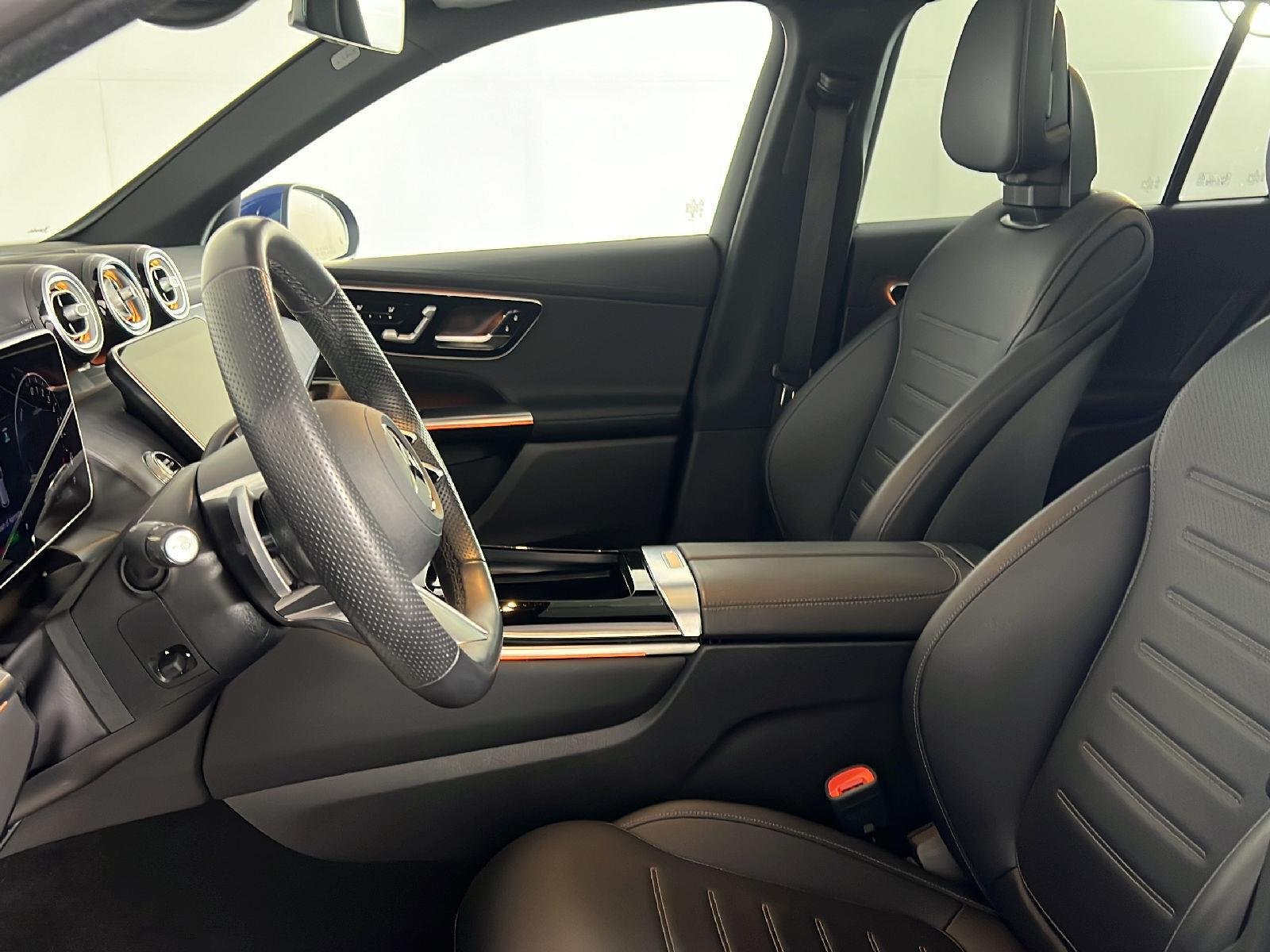 Used 2025 Starling Blue Metallic Mercedes-Benz GLC 350e image 3