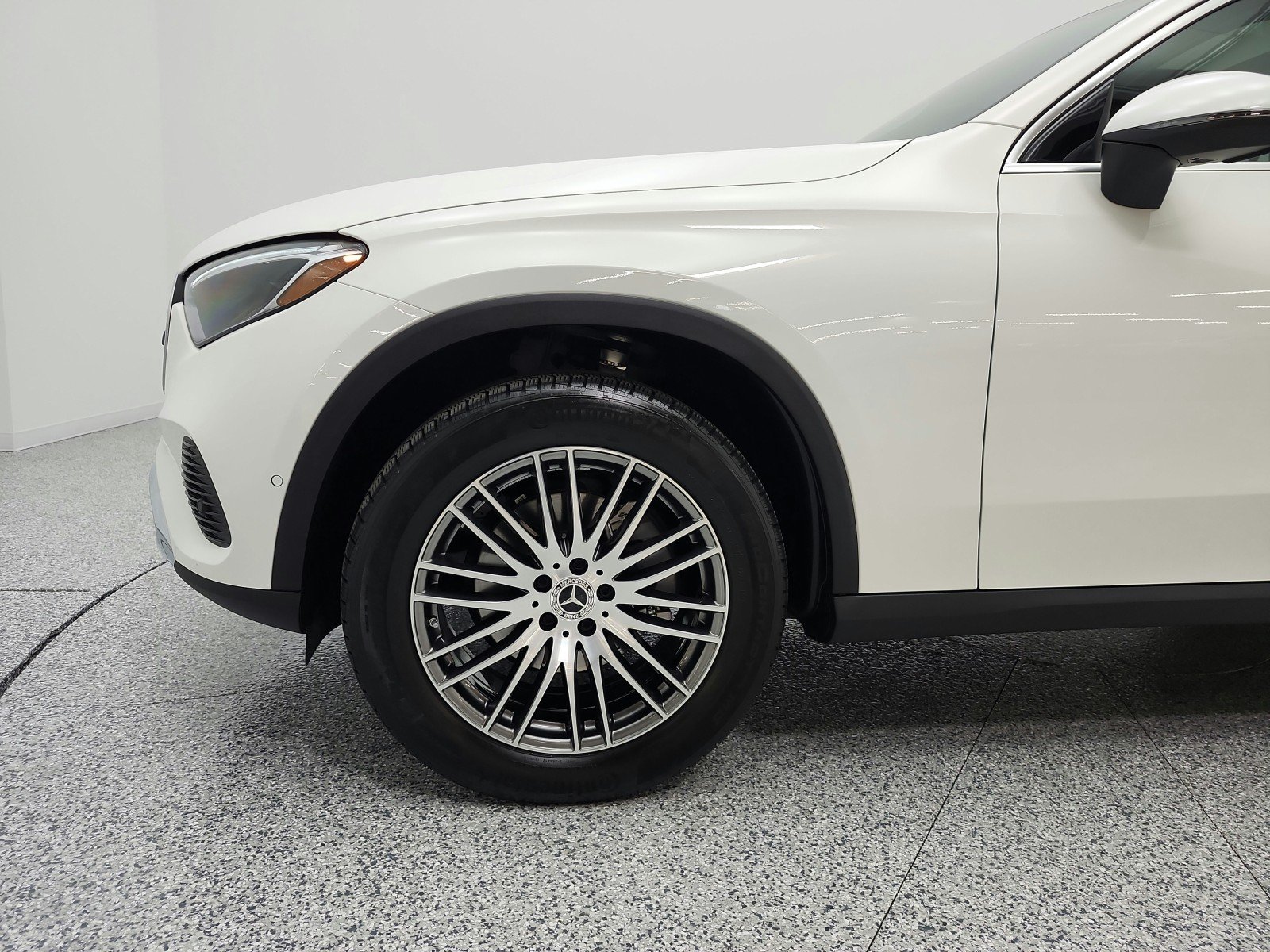 Certified Used 2026 Polar White Mercedes-Benz GLC 300 SUV image 22