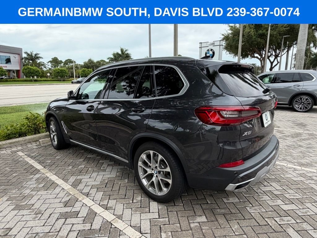 Used 2020 Dark Graphite BMW xDrive40i image 15