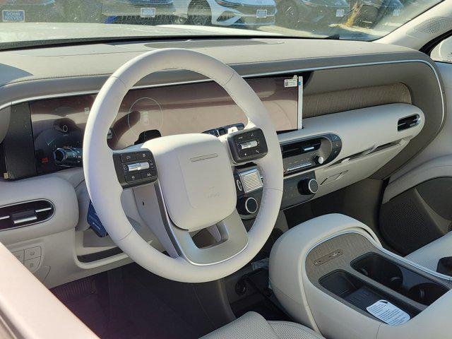 New 2026 Typhoon Silver Metallic Hyundai SEL 7P image 4
