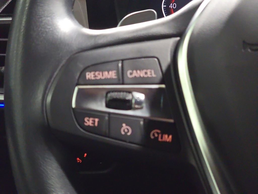 Used 2022 Jet Black BMW 330i image 13