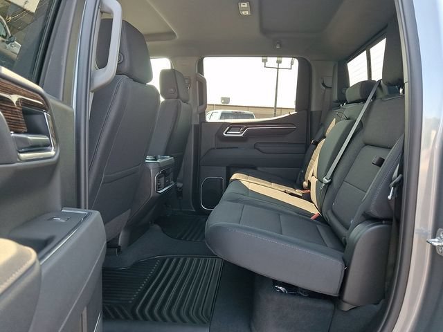 New 2026 Sterling Metallic GMC Elevation image 9