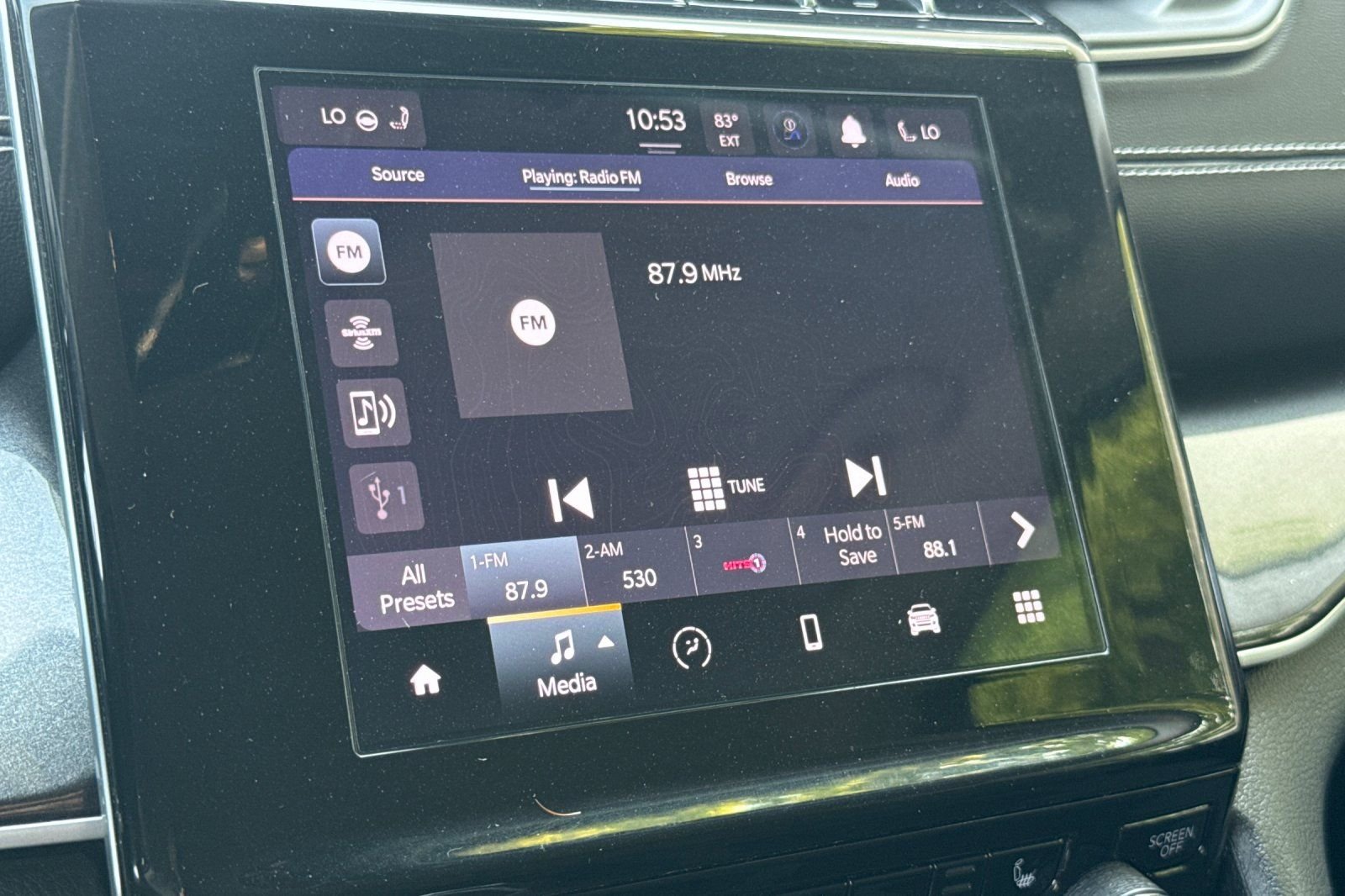 Used 2022 Gray Jeep Laredo image 18