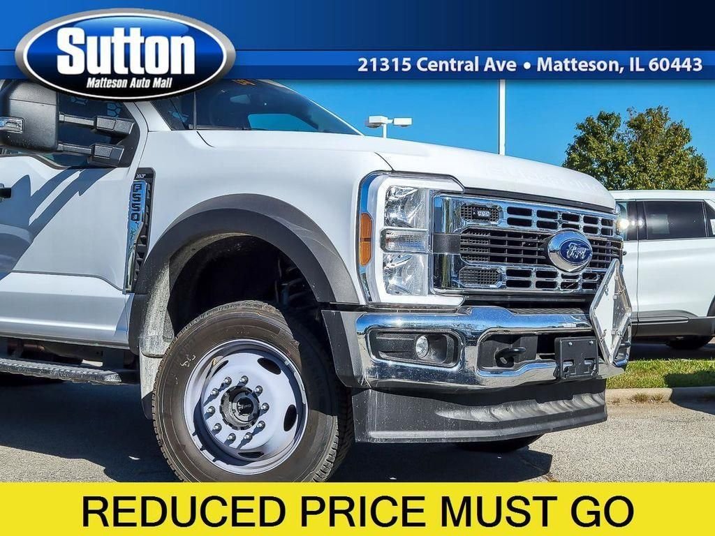 New 2023 White Ford XLT image 2