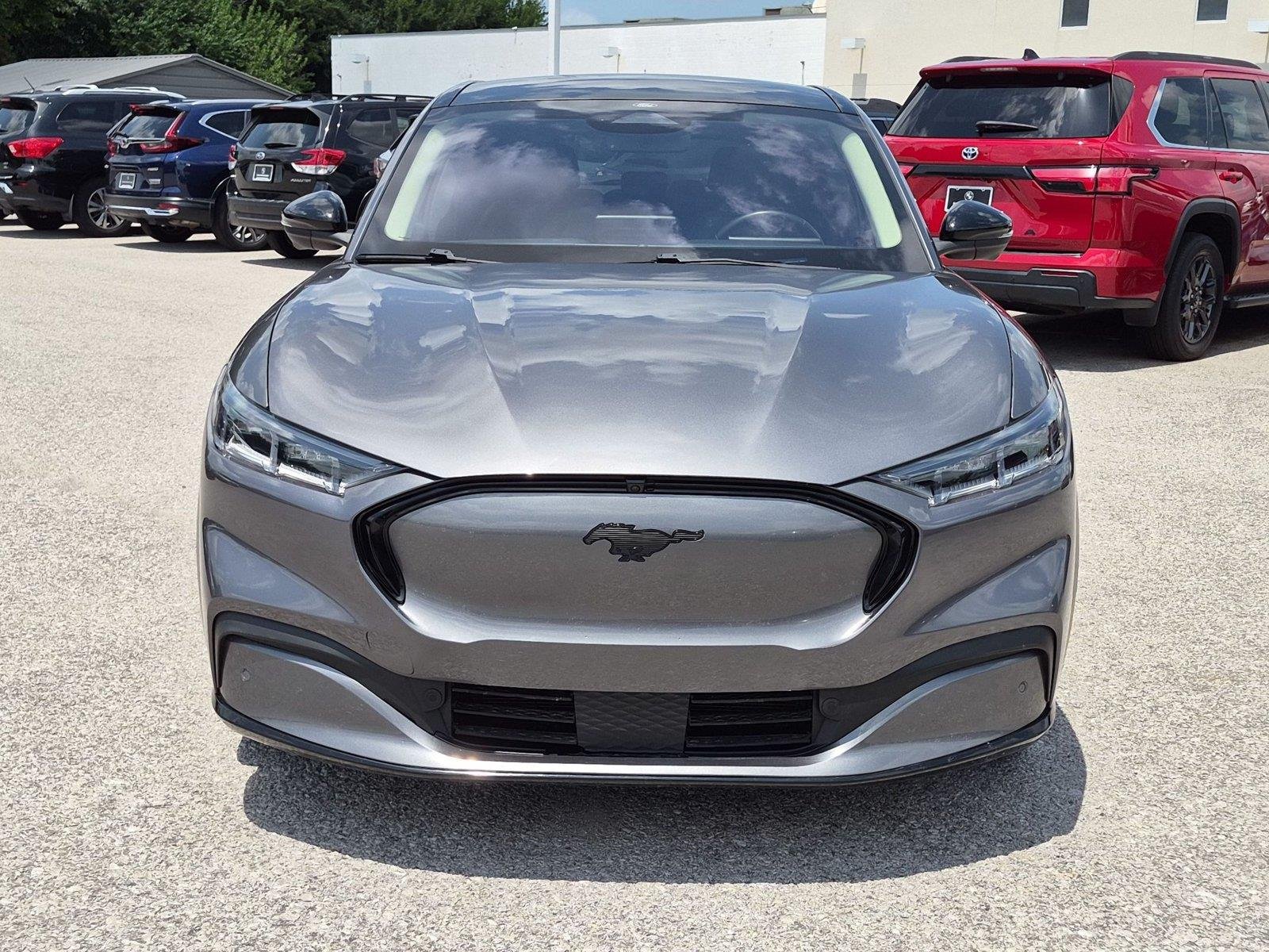 Used 2023 Carbonized Gray Metallic Ford Premium image 8