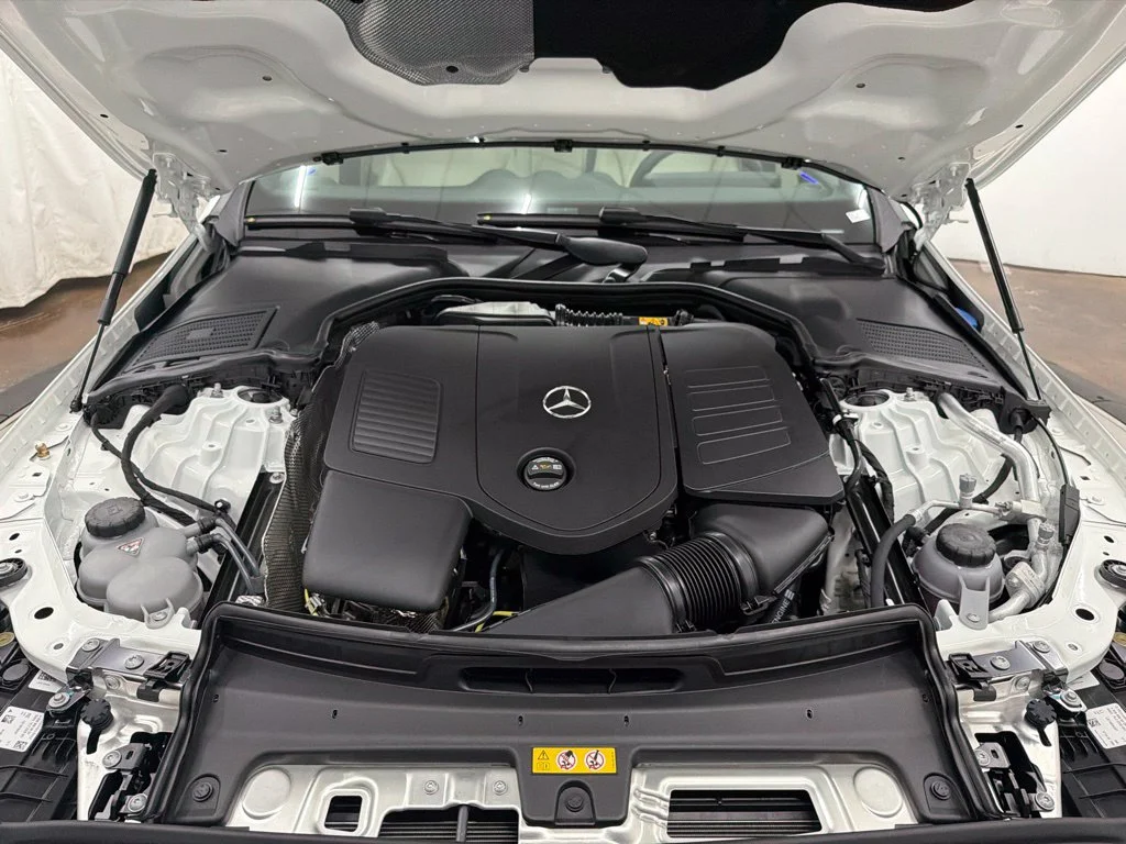 New 2027 White Mercedes-Benz C 300 image 33