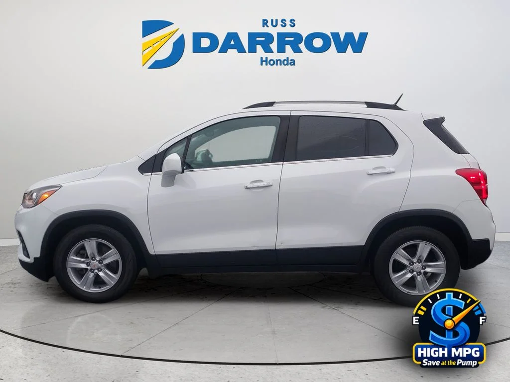 Used 2020 White Chevrolet LT image 2