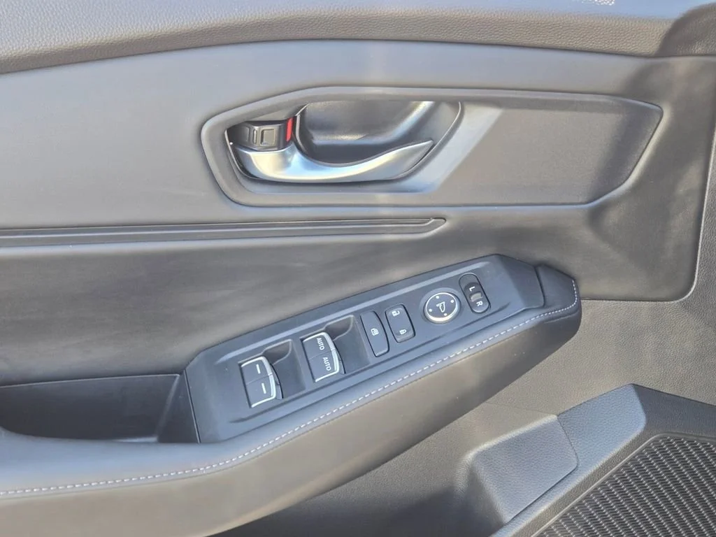 Used 2025 Gray Honda Sport image 17