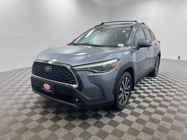Used 2022 Gray Toyota XLE image 2
